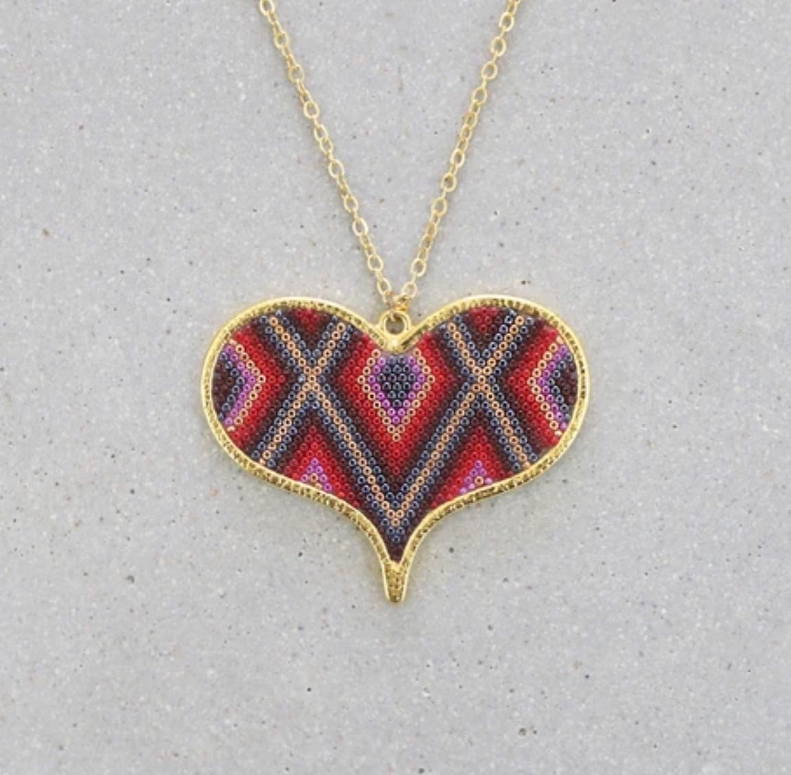 Collar Largo Corazón