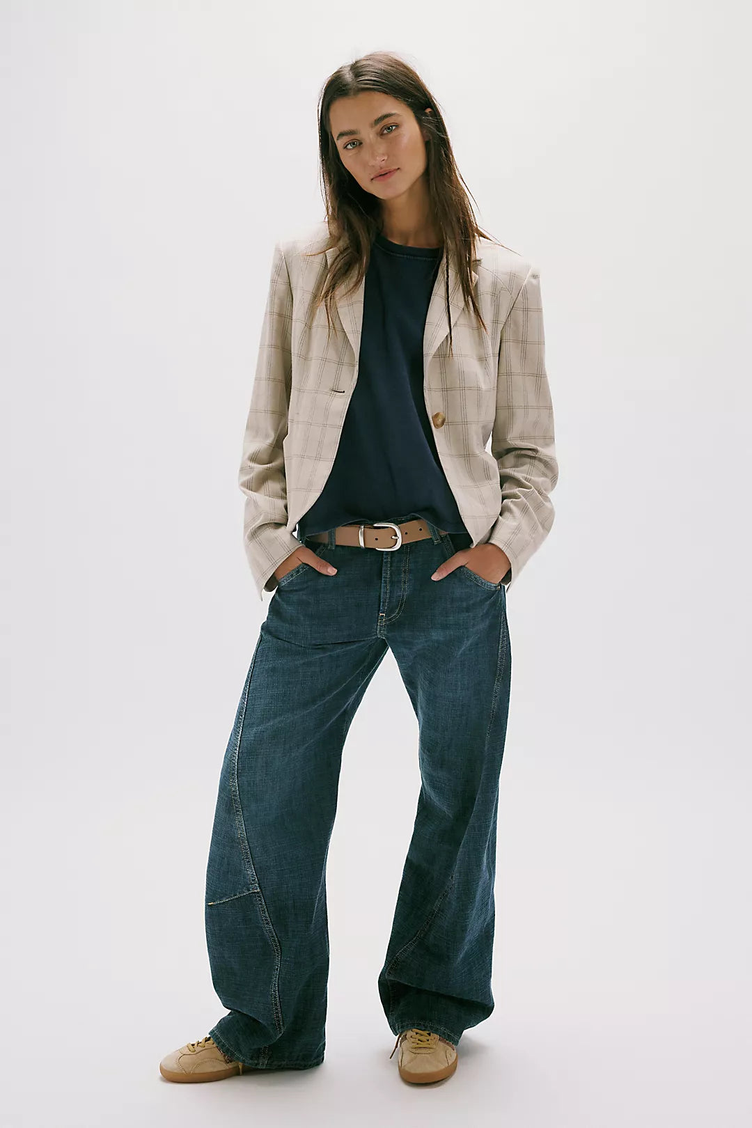 Bowed jeans